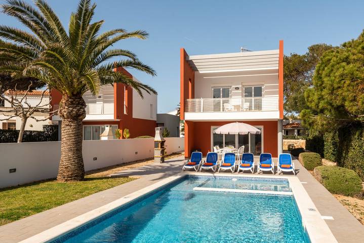 Chalet para 5 personas, con Terraza y Jardín en Cala en Bosc