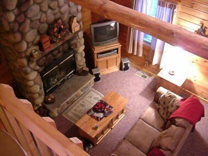 Chalet for 10 people, with hot tub in Hocking Hills