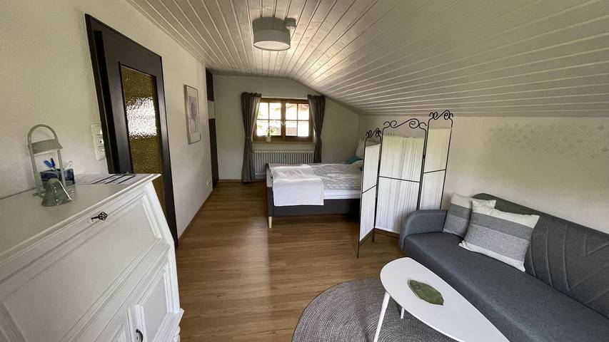 Ferienwohnung für 2 Personen, mit Balkon in Anger
