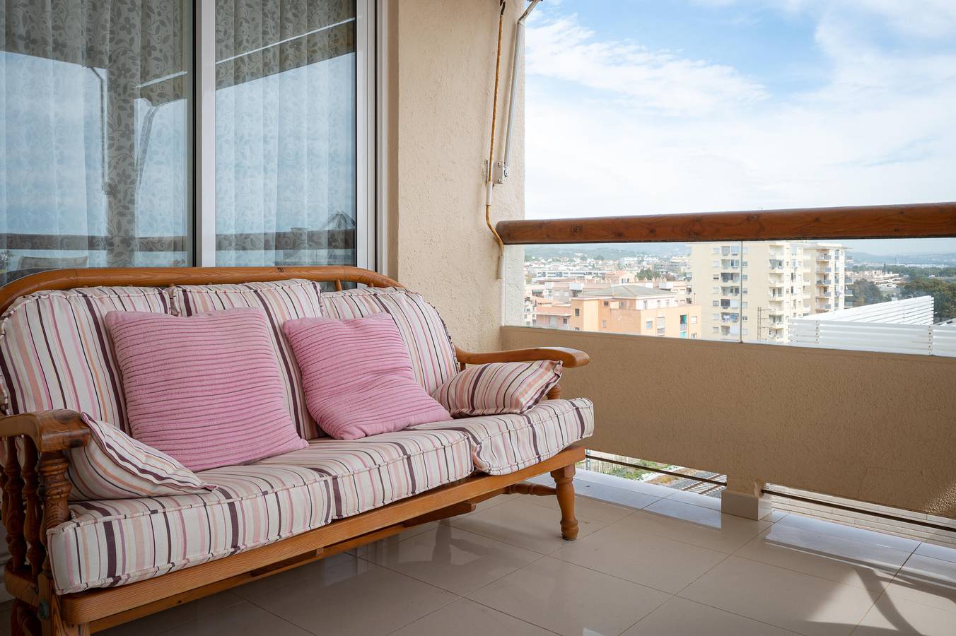 Apartamento entero, At100 Antina Mar: Apartamento con magnifica vista al mar situado en Baix a Mar in Torredembarra, Costa Dorada