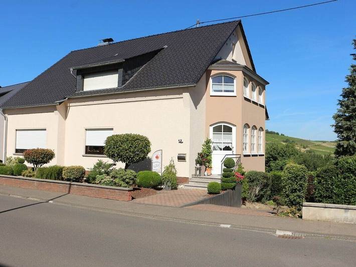 Ferienhaus für 5 Personen, mit Garten in Veldenz