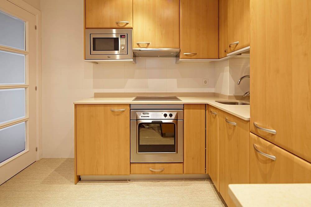 Entire apartment, Garibay Terrace by Feelfree Rentals in Playa de la Concha, San Sebastian