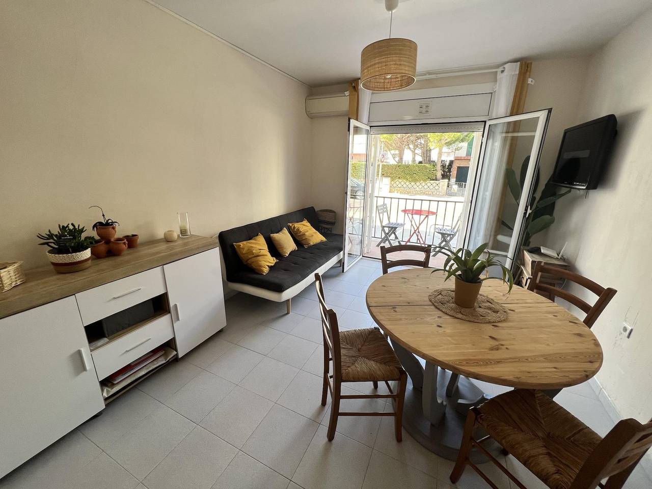 Appartement de vacances entier, Mic. Appartement à 100m de la plage in Roses, Haut-Ampurdan