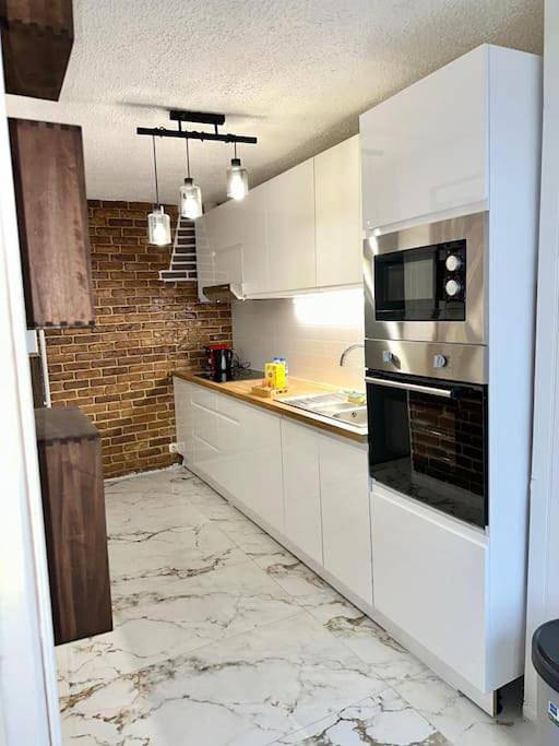 Gîte pour 4 personnes, avec terrasse à Garges-lès-Gonesse - 2