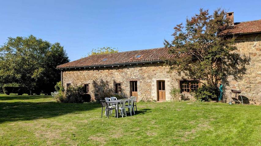 Gîte pour 7 personnes, avec jardin ainsi que piscine et terrasse à Champagnac-la-Rivière - 3