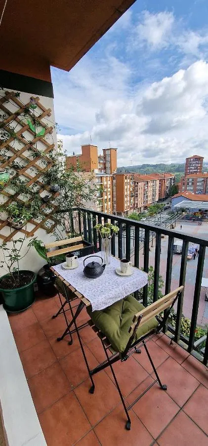 Ferienwohnung für 4 Personen, mit Balkon und Ausblick - 1