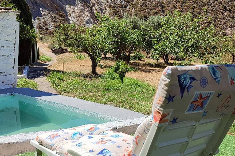 Acogedor cortijo con piscina en La Alpujarra in Bayacas, Órgiva