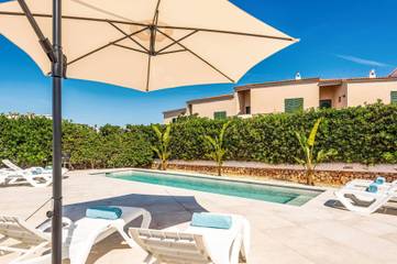Villa in Ciutadella, Coast of Menorca für 5 