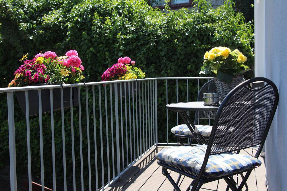 Ganze Wohnung, Ferienwohnung / Wandern / sightseeing in Laacher See, Nickenich