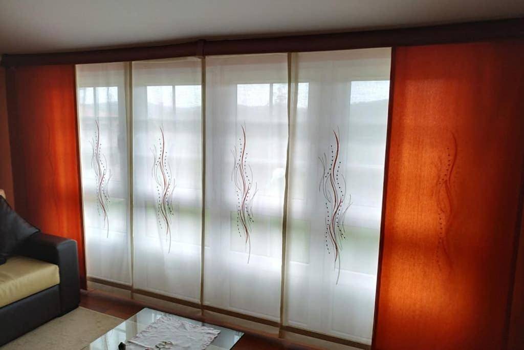 Apartamento entero, Three-Bedroom Apartment in Lires, Cee