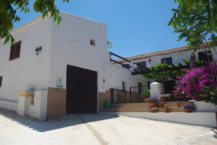 Casa vacanza per 3 persone, con Terrazza e Idromassaggio nonché Giardino e Piscina a Oria (Andalucía)