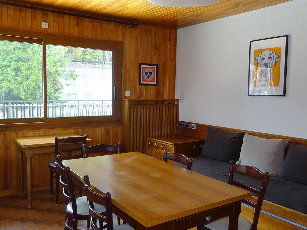 Entire apartment, Spacious 3-Room Apartment in Les Gets - Central, Sleeps 6, Garage, Wifi, Linens Included in Les Gets, Les Portes du Soleil