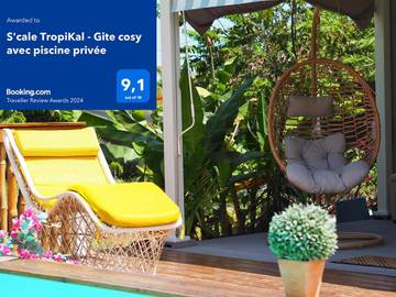Gîte pour 2 personnes, avec piscine et jardin à Petit-Canal