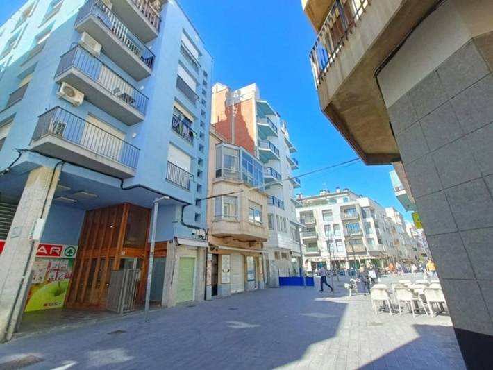 Gîte pour 3 personnes, avec balcon à Roses - 2