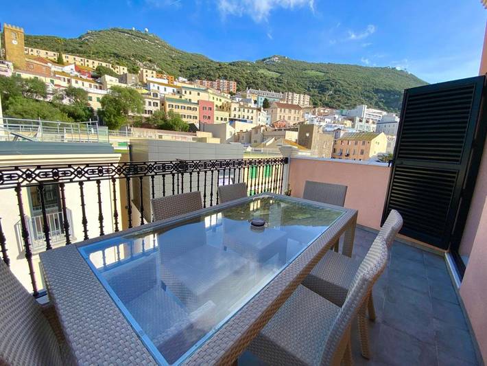 Ferienwohnung für 8 Personen, mit Ausblick und Terrasse in Gibraltar