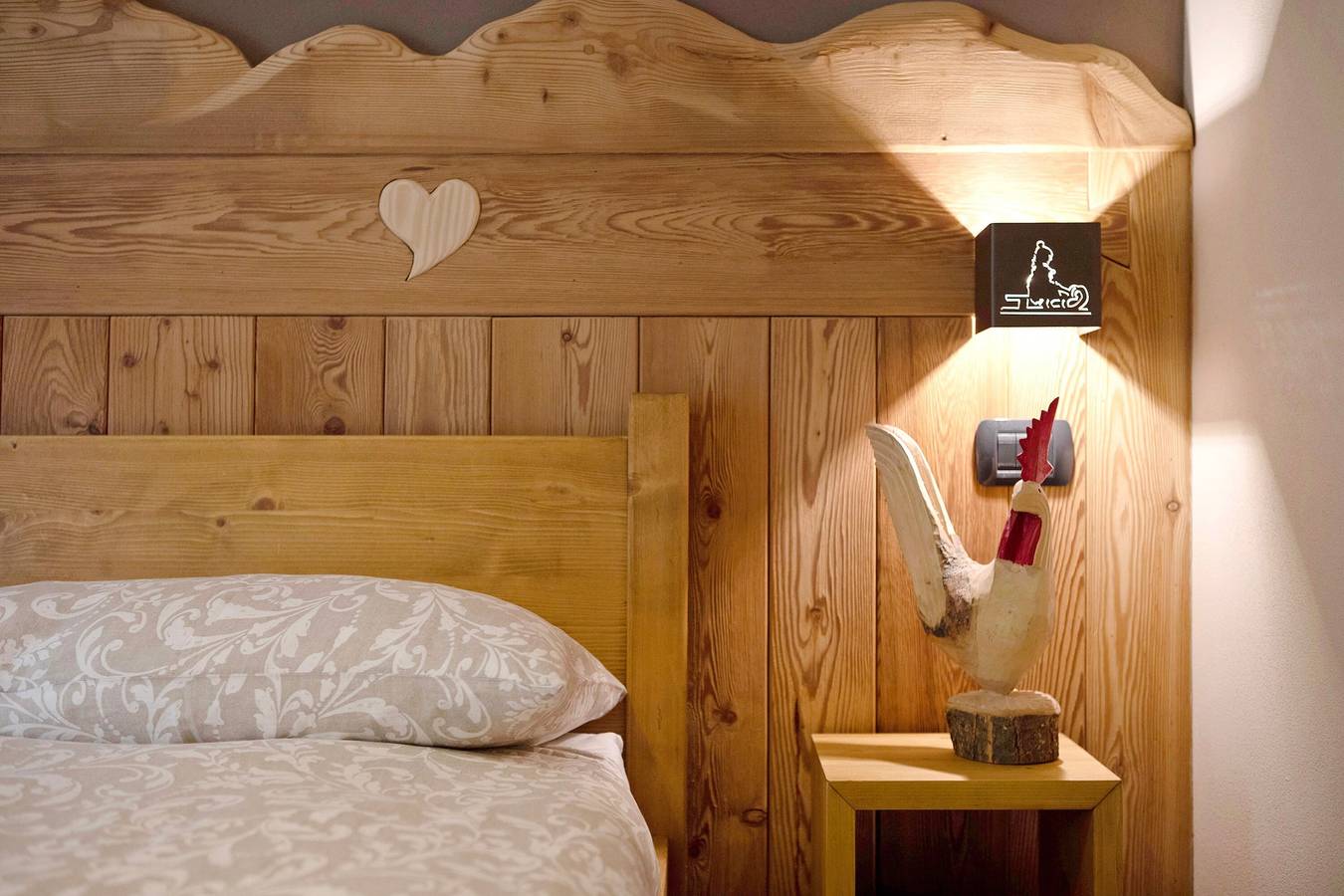 Entire apartment, Apartment 'Torre St Orso 4061 - Maison Gerard' with Mountain View, Shared Garden and Wi-Fi in Lillaz (Cogne), Cogne