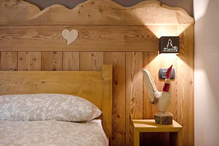 Entire apartment, Torre St Orso 4061 Maison Gerard Apartment with Mountain View, Garden and Wi-Fi in Lillaz (Cogne), Cogne