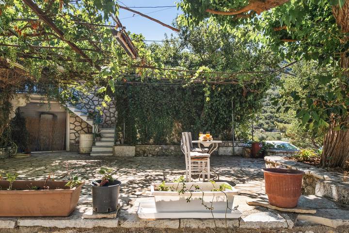 Holiday rental for 2 people, with balcony in Lefkada