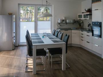 Ferienhaus für 9 Personen in Röbel, Müritz, Bild 1
