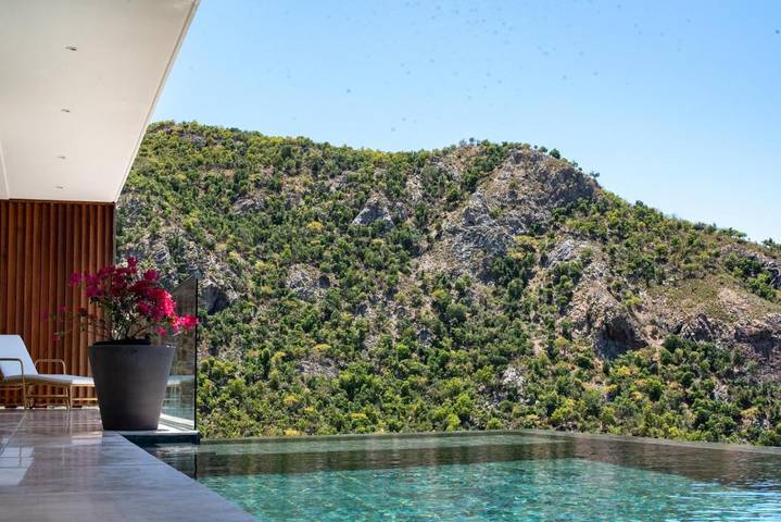 Location de vacances pour 2 personnes, avec jardin ainsi que piscine et vue, animaux acceptés dans Saint-Barthélemy - 4