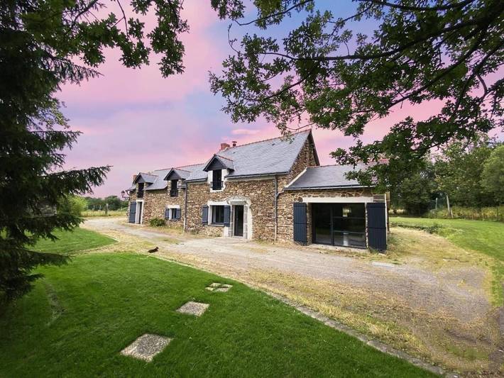 Location de vacances pour 2 personnes, avec jacuzzi ainsi que jardin et sauna à Blain (homonymie) - 2