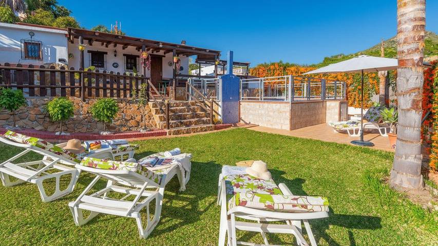 Finca für 4 Personen, mit Pool und Balkon/Terrasse in Nerja - 3