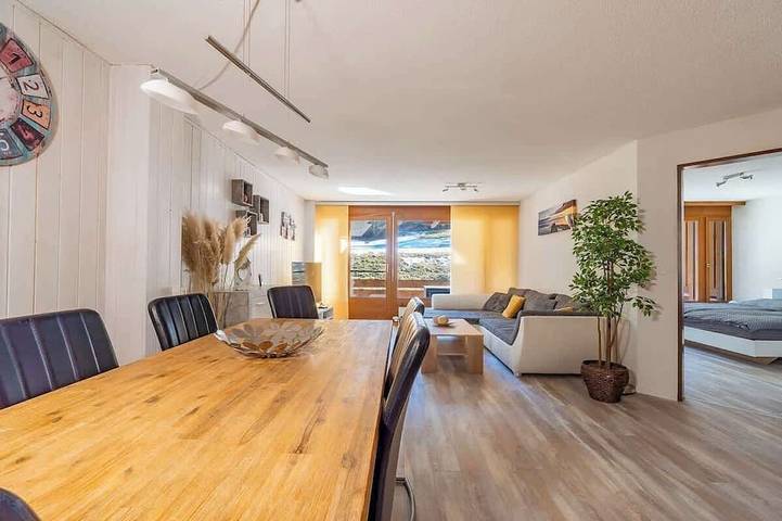 Ferienwohnung für 4 Personen, mit Balkon und Garten