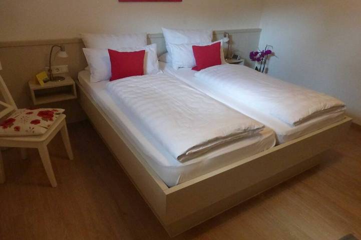 Ferienwohnung für 2 Personen, mit Terrasse und Garten in Mossautal - 4