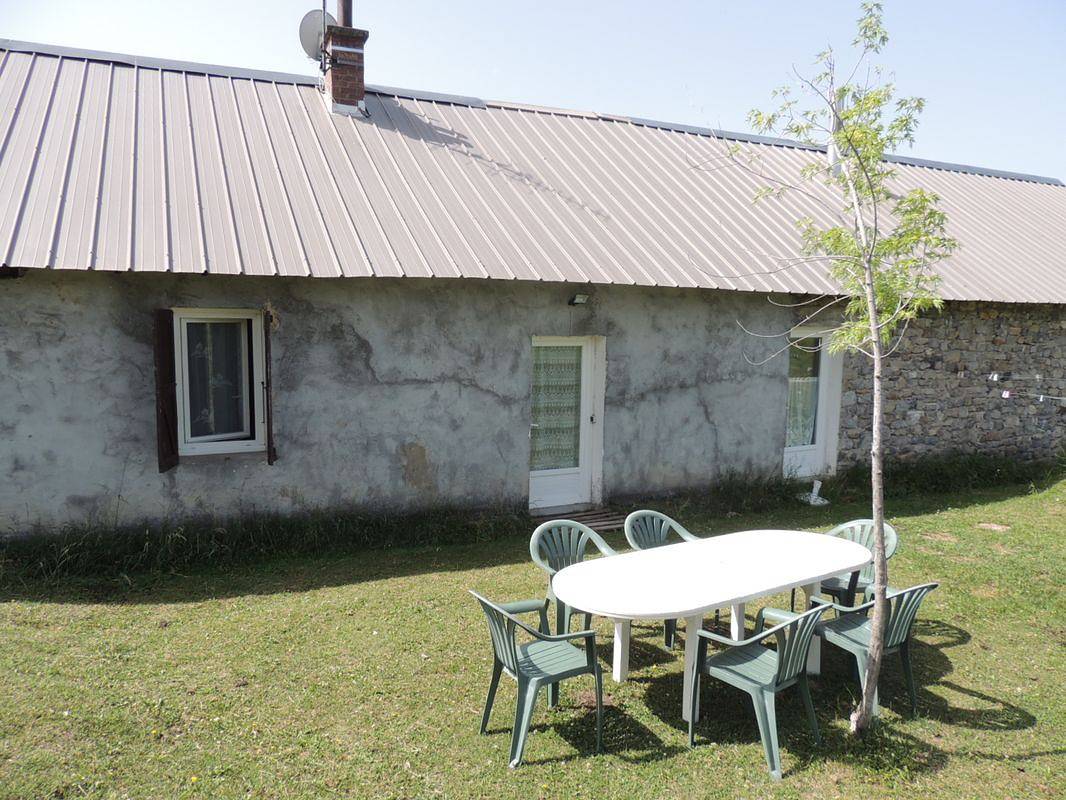 Acogedora casa rural con aparcamiento e Internet, a 2 km de La Bâtie-Vieille in La Bâtie-Vieille, Parque Nacional de los Ecrins