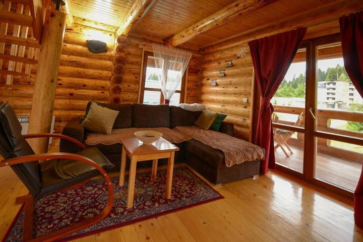 Chalet pour 6 personnes, avec terrasse et vue