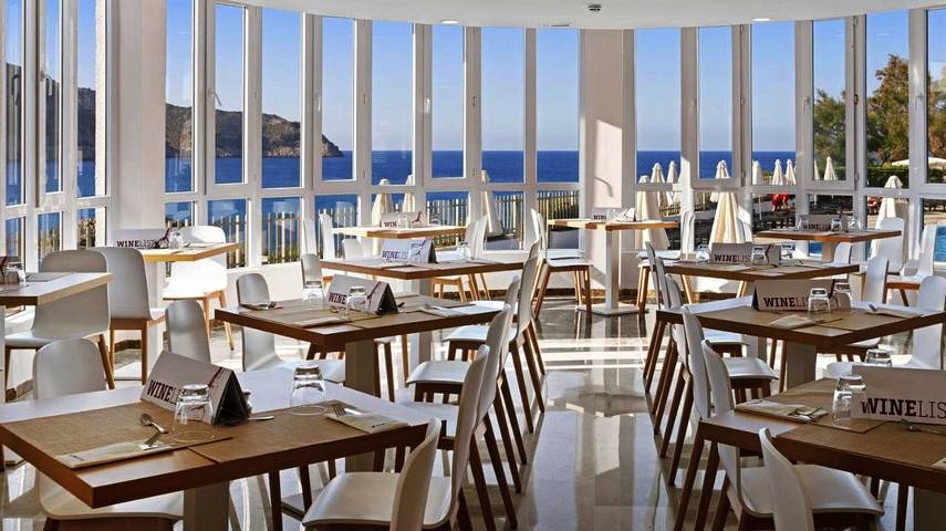 Hotel für 2 Personen, mit Balkon und Terrasse sowie Garten und Kinderpool in Cala Agulla - 4