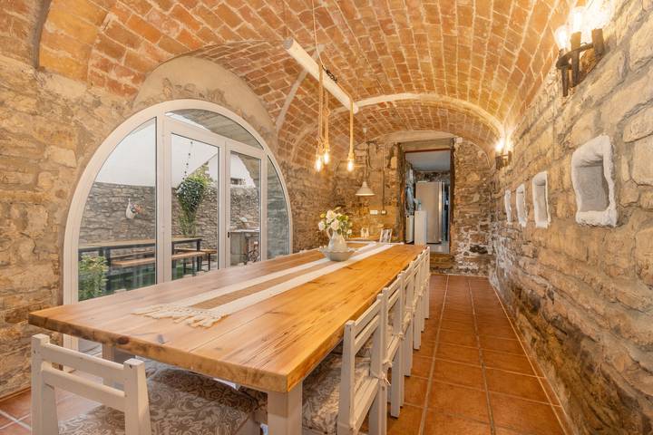 Casa rural para 18 personas, con jacuzzi y jardín, Se admiten mascotas en Cataluña - 4