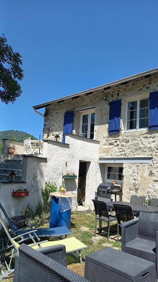 Gîte pour 4 personnes, avec vue et jardin à Rosières - 3