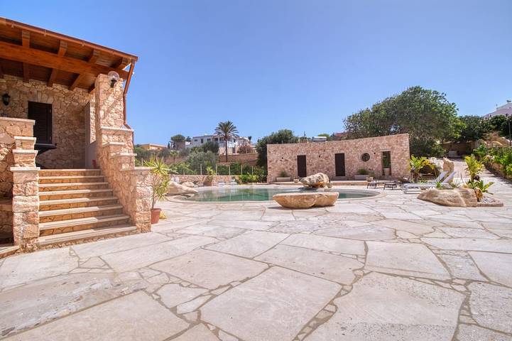 Apartamento de vacaciones para 3 personas, con balcón y piscina - 1