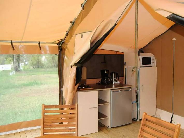 Location de vacances pour 5 personnes, avec bassin pour enfant à Thonac - 3