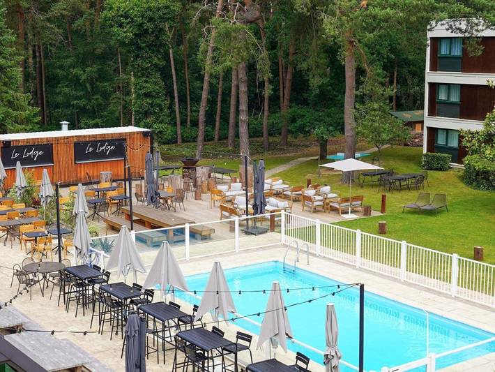 Hôtel pour 3 personnes, avec jardin et piscine