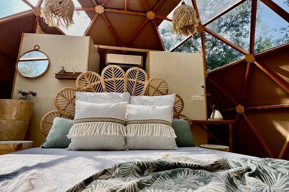 Dome with Jacuzzi 15 min from Disneyland Paris in Nanteuil-lès-Meaux, Seine-et-Marne
