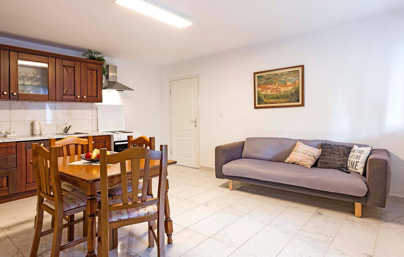 Appartement de vacances entier, Appartement confortable de 2 chambres avec terrasse, Wi-Fi et parking près du restaurant Dado in Bale (Croatie), Région de Rovinj