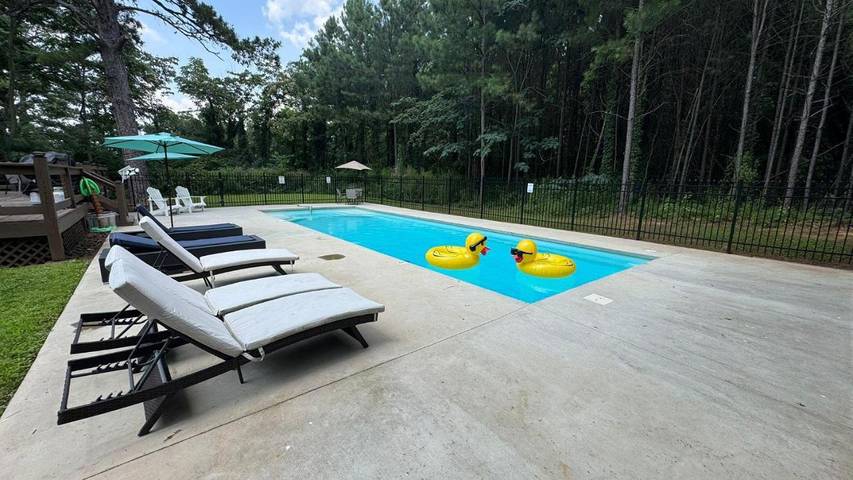 Chalet para 10 personas, con jardín además de terraza y piscina, Se admiten mascotas - 1