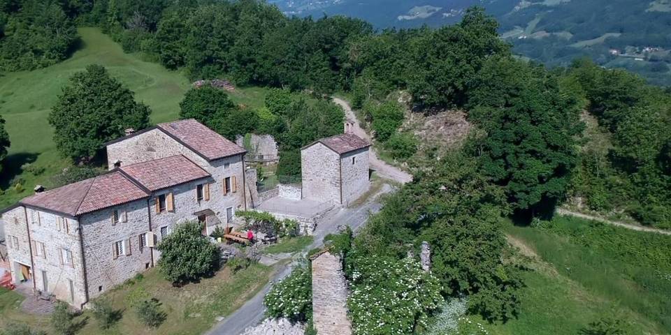 B&b per 2 persone, con Terrazza e Giardino nonché Piscina e Panorama in Provincia di Parma