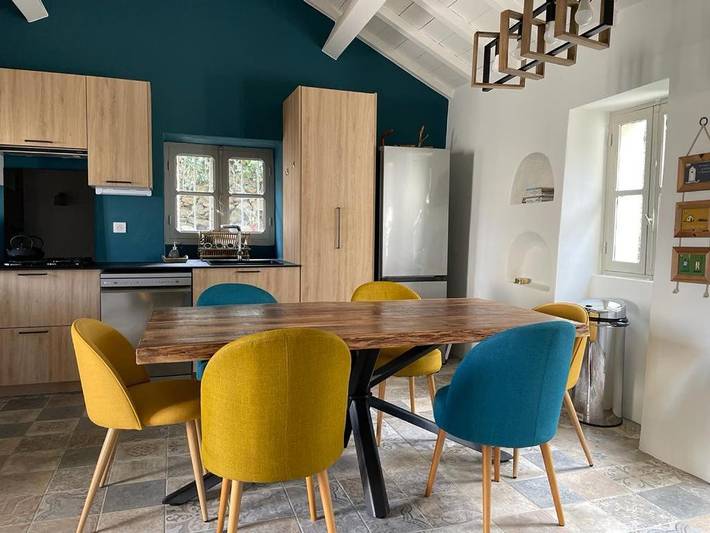 Location de vacances pour 10 personnes, avec terrasse ainsi que vue et jardin, adapté aux familles à Ersa - 2