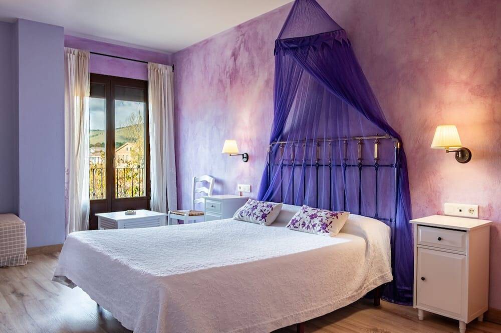 Entire apartment, Sierra Quilama El Castillo in San Miguel de Valero, Salamanca Province