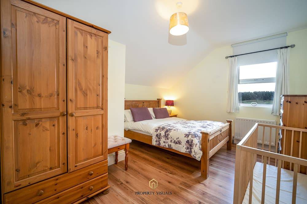 Forestside House - modernes, geräumiges Haus, ideal für Gruppen und Familien in Grafschaft Antrim