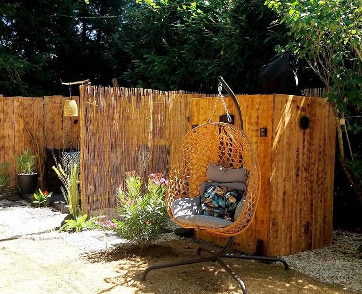 Gîte pour 2 personnes, avec Terrasse ainsi que Jardin et Piscine à Burie - 3
