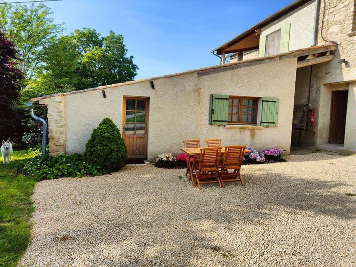 Location de vacances pour 2 personnes, avec jardin ainsi que piscine et vue à Forcalquier - 3
