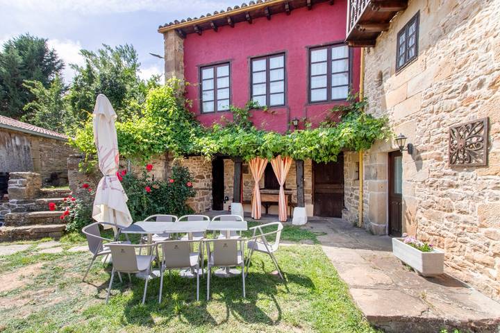 Apartamento entero, Casa Rural La Majá en Reocín de los Molinos in Valdeprado del Río, Montañas de Burgos