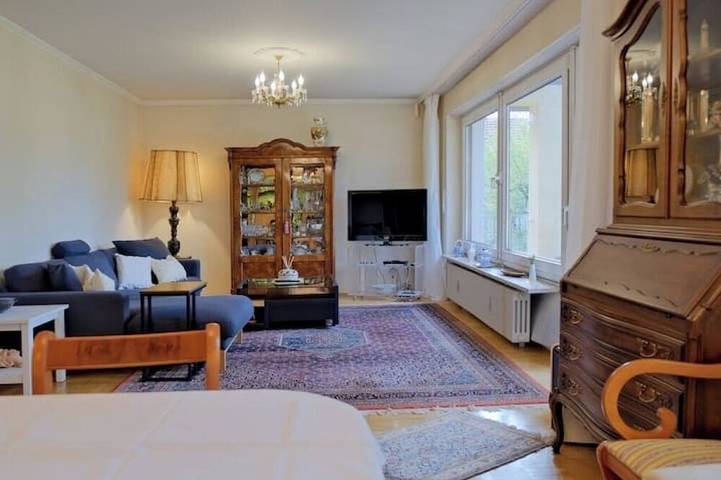 Ferienwohnung für 5 Personen, mit Garten und Balkon in Gauting