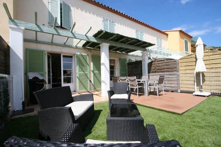 Maison de vacances pour 8 personnes, avec terrasse et jardin à Narbonne
