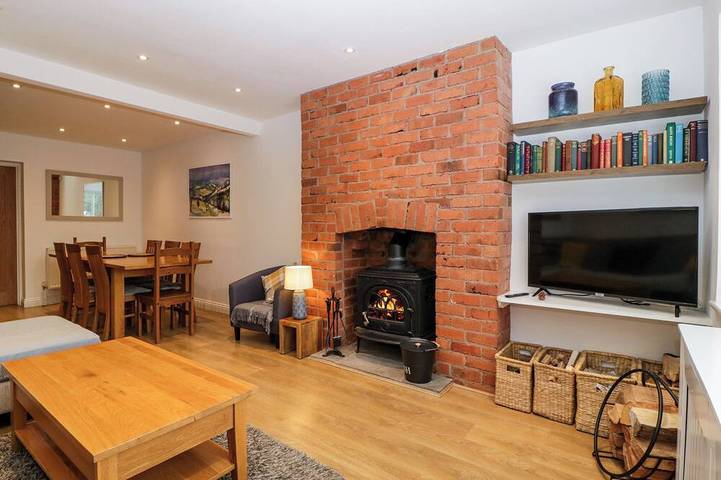 Cottage for 11 people, with garden in Broadway (Worcestershire)