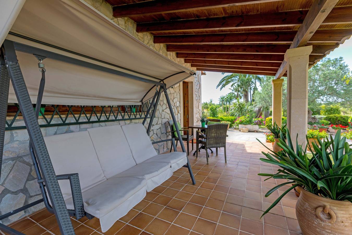 Cottage 'Coscoix - Hermosa Casa De Campo' with Private Pool, Private Terrace and Wi-Fi in Santa Margalida, North Majorca